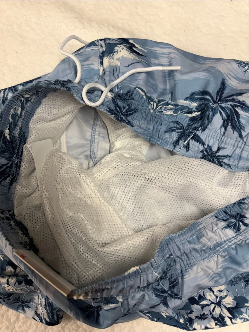 Old Navy medium men’s Light Blue Tropical Swim Shorts with Navy Palm Print